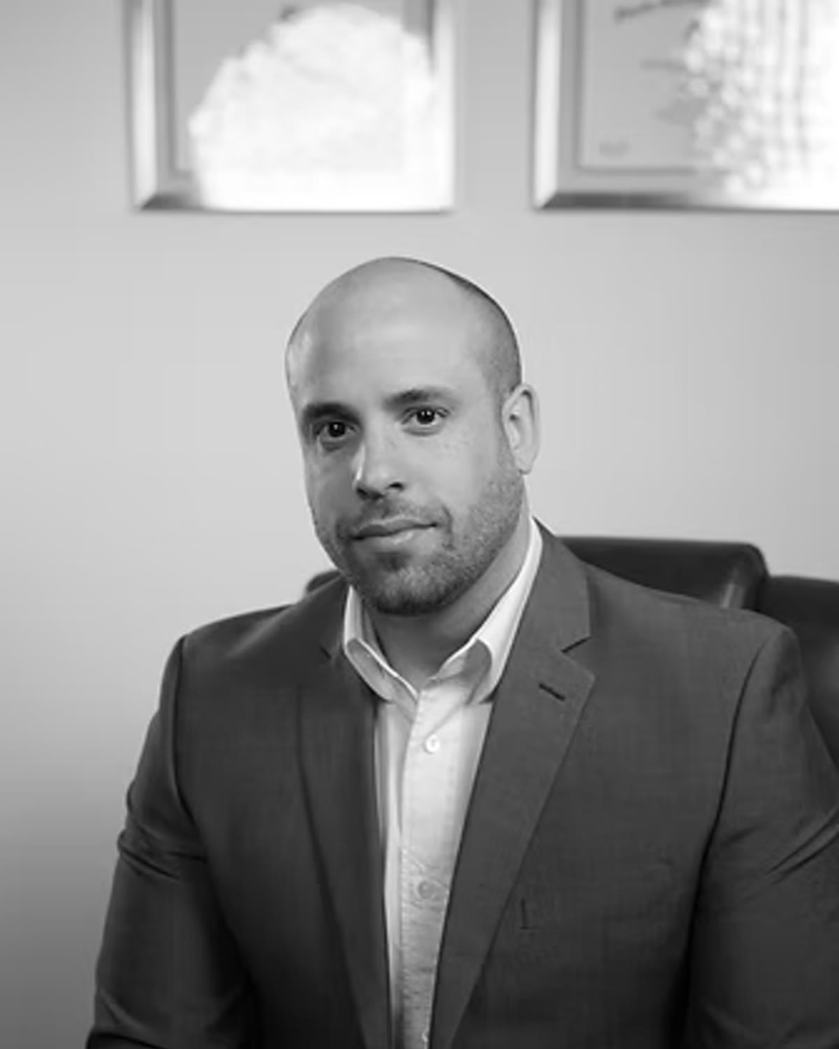 Roger Chirino, EA